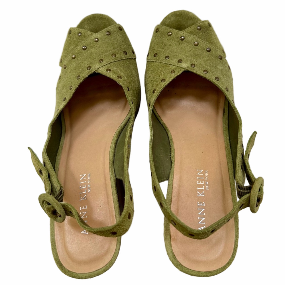 Vintage Anne Klein NY Suede Size 10 Olive Green Studded Wedge High Heel Sandals - Picture 6 of 15
